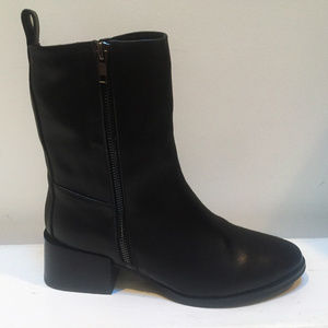 New OAK ankle boots, sz 8